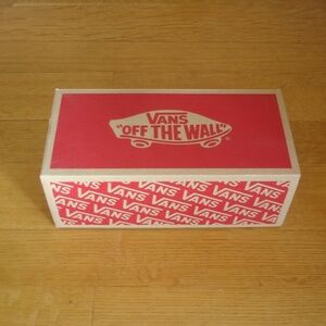 VANS Empty Shoe Box w/ Hinged Lid 10.5" x 5" x 4.25", no shoes included